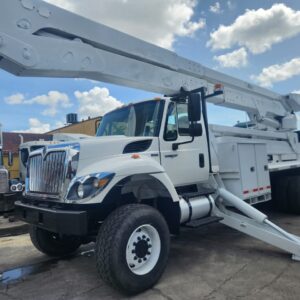 2013 International 7400 SFA 6x6