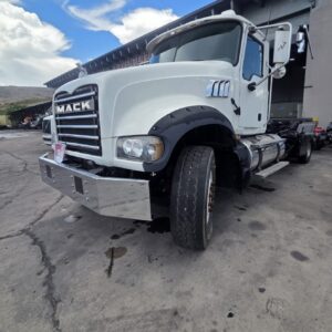 MACK GRANITE Roll-Off