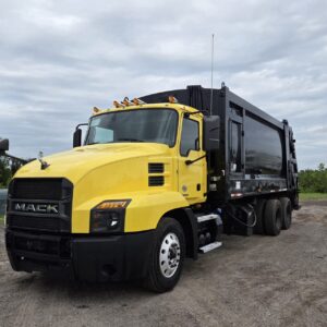 2023 Mack Anthem Garbage Truck